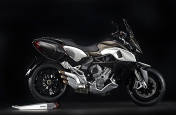 MV Agusta Stradale 800 2015 - Bild 8