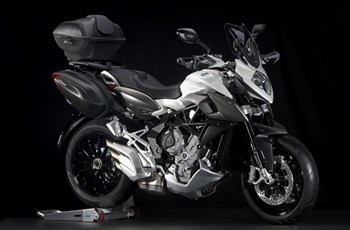 MV Agusta Stradale 800 2015 - Bild 10