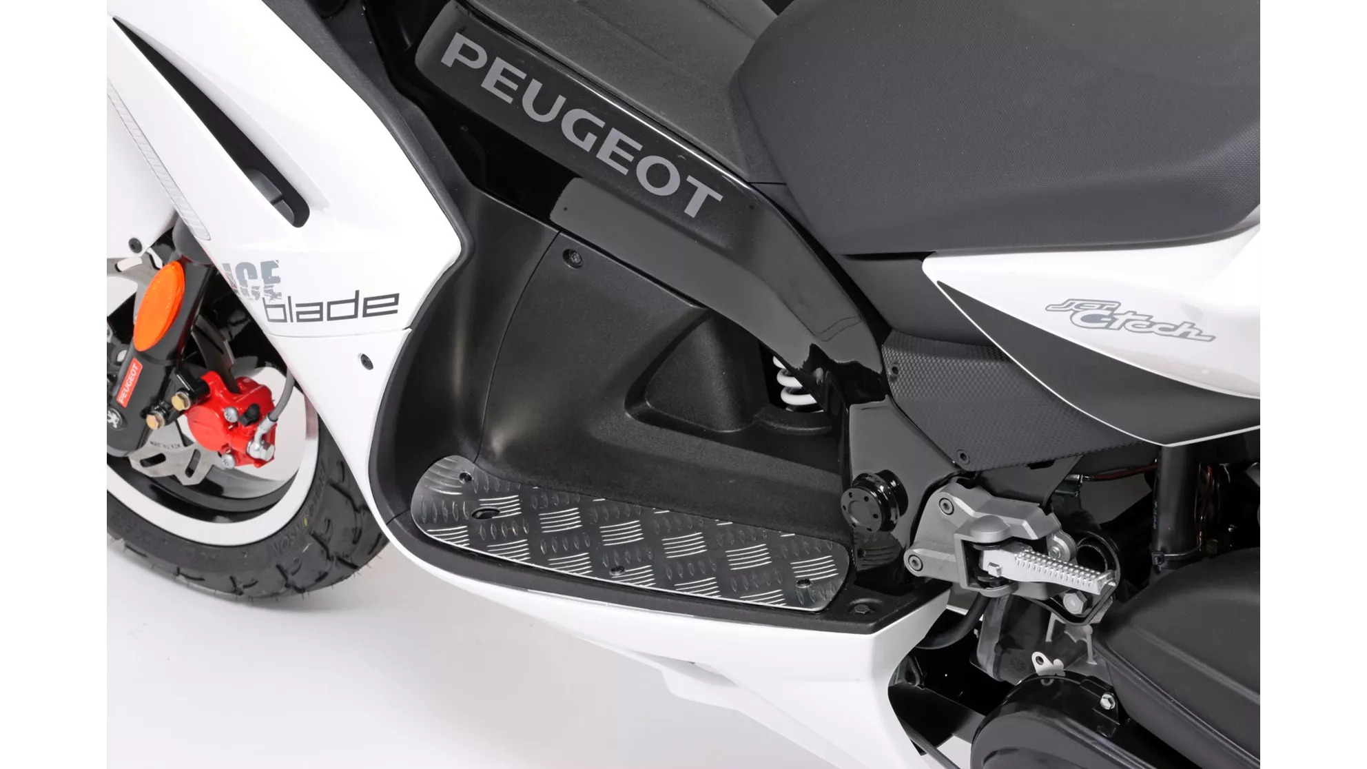 Peugeot Jet Force 50 Iceblade - Image 1 Peugeot Jet Force 50 Iceblade - Image 1