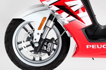 Peugeot Speedfight 3 50 LC 2015 - Bild 16