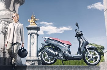 Peugeot Tweet 125 2015 - Bild 20 Peugeot Tweet 125 2015 - Bild 20