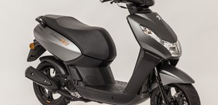 Peugeot Kisbee 50 RS 4T 2015 vs Peugeot Kisbee 50 4T RS 2021