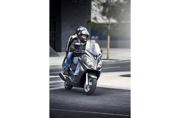 Peugeot Satelis 2 125 2015 Peugeot Satelis 2 125 2015