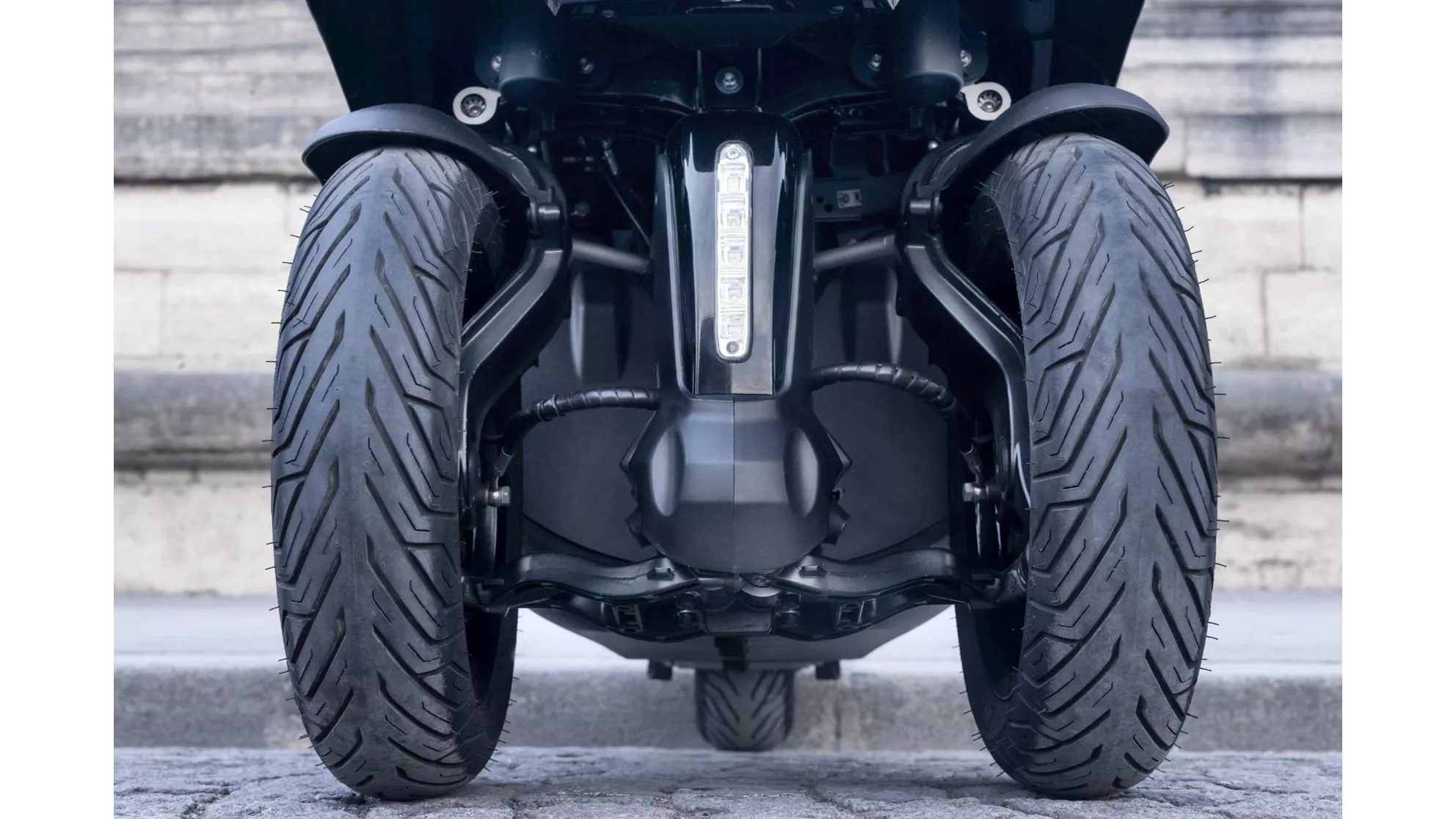 Peugeot Metropolis 400 - Image 2 Peugeot Metropolis 400 - Image 2