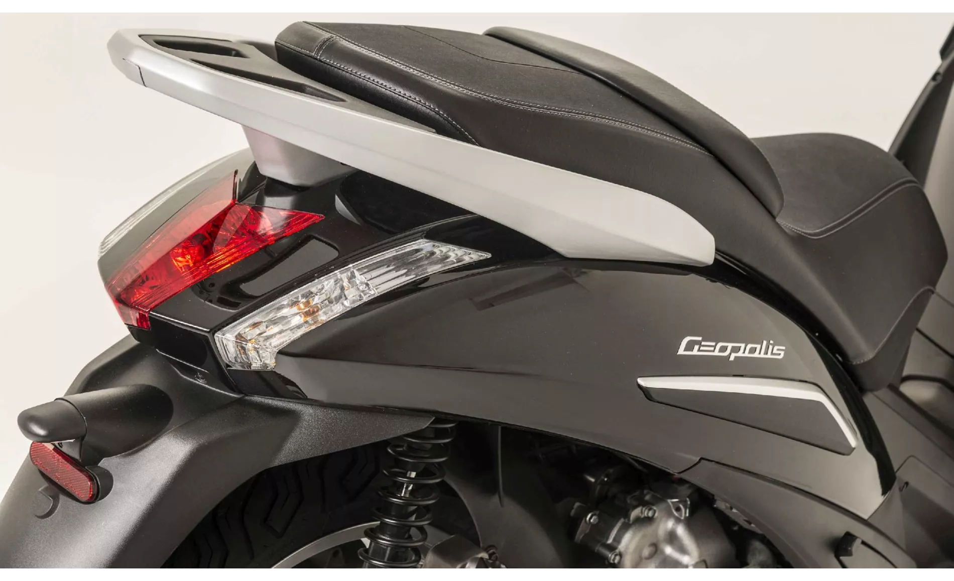 Peugeot Geopolis 300 Evoution 2015 Peugeot Geopolis 300 Evoution 2015