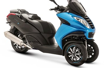Peugeot Metropolis 400 Blue Line 2015 - Bild 2 Peugeot Metropolis 400 Blue Line 2015 - Bild 2