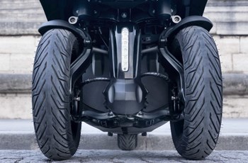 Peugeot Metropolis 400i RS 2015 - Bild 10 Peugeot Metropolis 400i RS 2015 - Bild 10