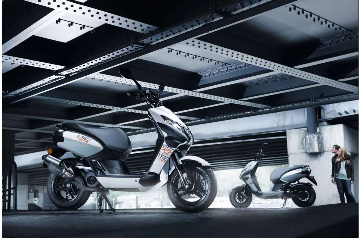 Peugeot Streetzone 12 Naked Peugeot Streetzone 12 Naked