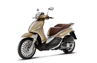 Piaggio Beverly 125 i.e. 2015 - Bild 1 Piaggio Beverly 125 i.e. 2015 - Bild 1