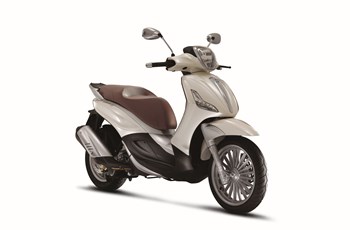 Piaggio Beverly 300 i.e. 2015 - Bild 2 Piaggio Beverly 300 i.e. 2015 - Bild 2