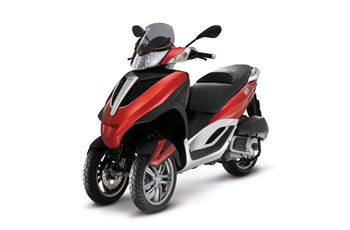Piaggio MP3 300 i.e.Yourban LT 2015 - Bild 3
