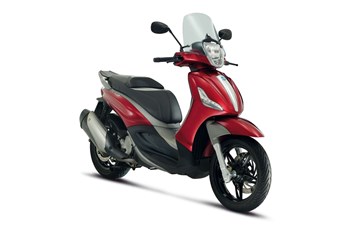 Piaggio Beverly 350ie Sport Touring 2015 - Bild 4 Piaggio Beverly 350ie Sport Touring 2015 - Bild 4