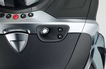 Piaggio X10 350 i.e. 2015 - Bild 11