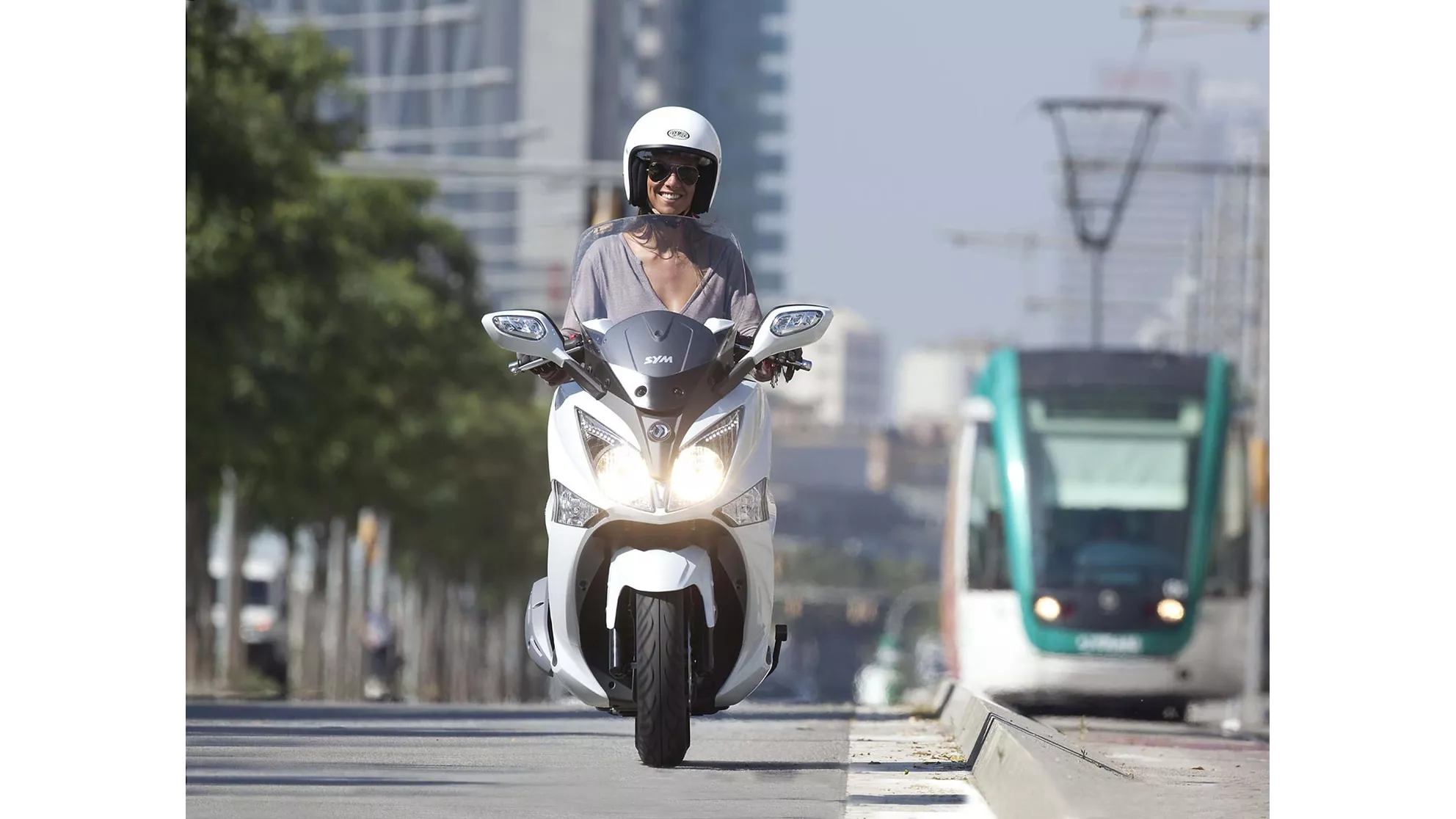 Sym Joymax 125 - Image 5 Sym Joymax 125 - Image 5