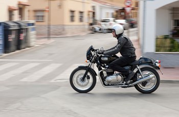 Triumph Thruxton 2015 - Bild 3 Triumph Thruxton 2015 - Bild 3