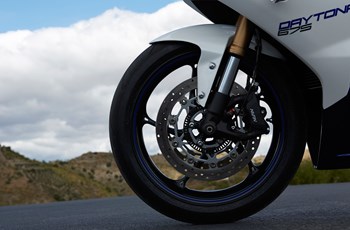 Triumph Daytona 675 2015 - Bild 11 Triumph Daytona 675 2015 - Bild 11