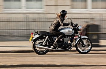 Triumph Bonneville 2015 - Bild 15 Triumph Bonneville 2015 - Bild 15