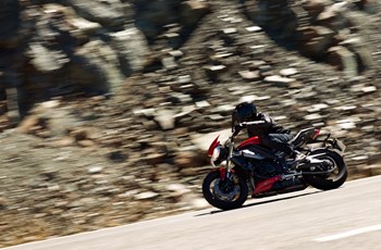 Triumph Street Triple 2015 - Bild 8 Triumph Street Triple 2015 - Bild 8