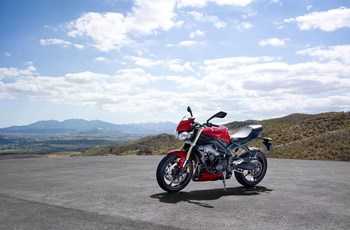 Triumph Street Triple 2015 - Bild 9 Triumph Street Triple 2015 - Bild 9