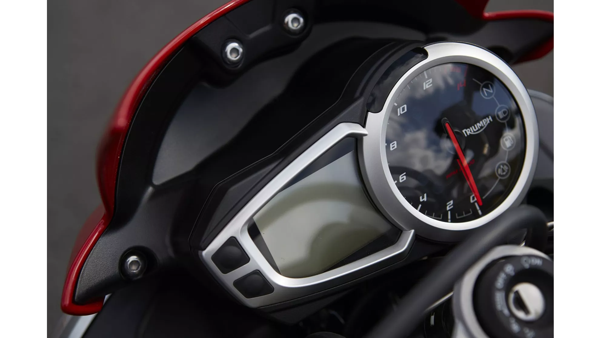 Triumph Street Triple - Image 16 Triumph Street Triple - Image 16