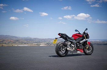 Triumph Street Triple 2015 - Bild 19 Triumph Street Triple 2015 - Bild 19