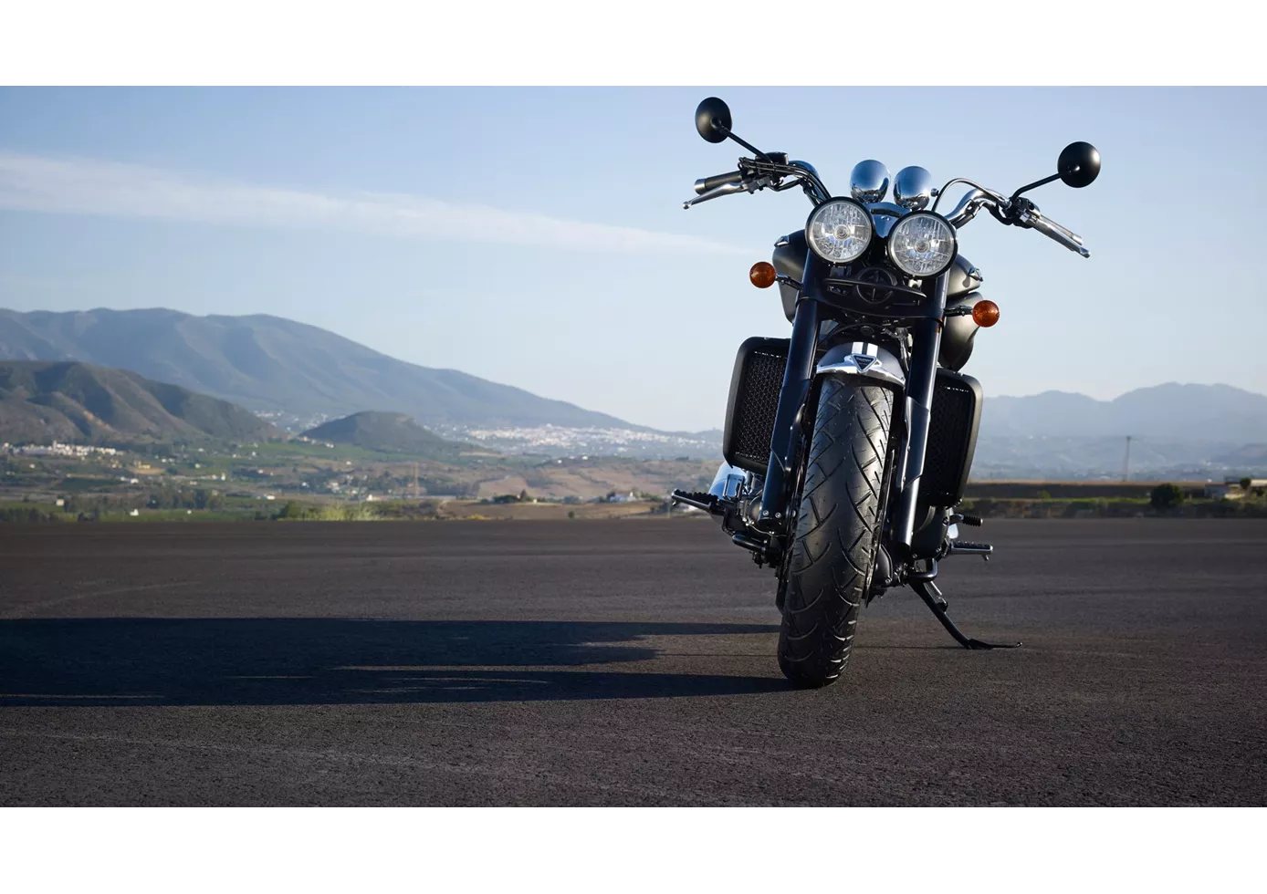 Triumph Rocket III Roadster 2015 Triumph Rocket III Roadster 2015