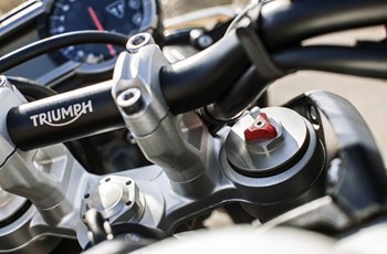 Triumph Tiger 800 XC 2015 - Bild 4 Triumph Tiger 800 XC 2015 - Bild 4