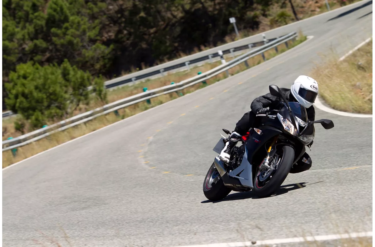 Triumph Daytona 675 R Triumph Daytona 675 R