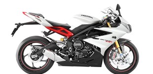 Triumph Daytona 675 R 2015 vs Triumph Street Triple 765 RS 2018