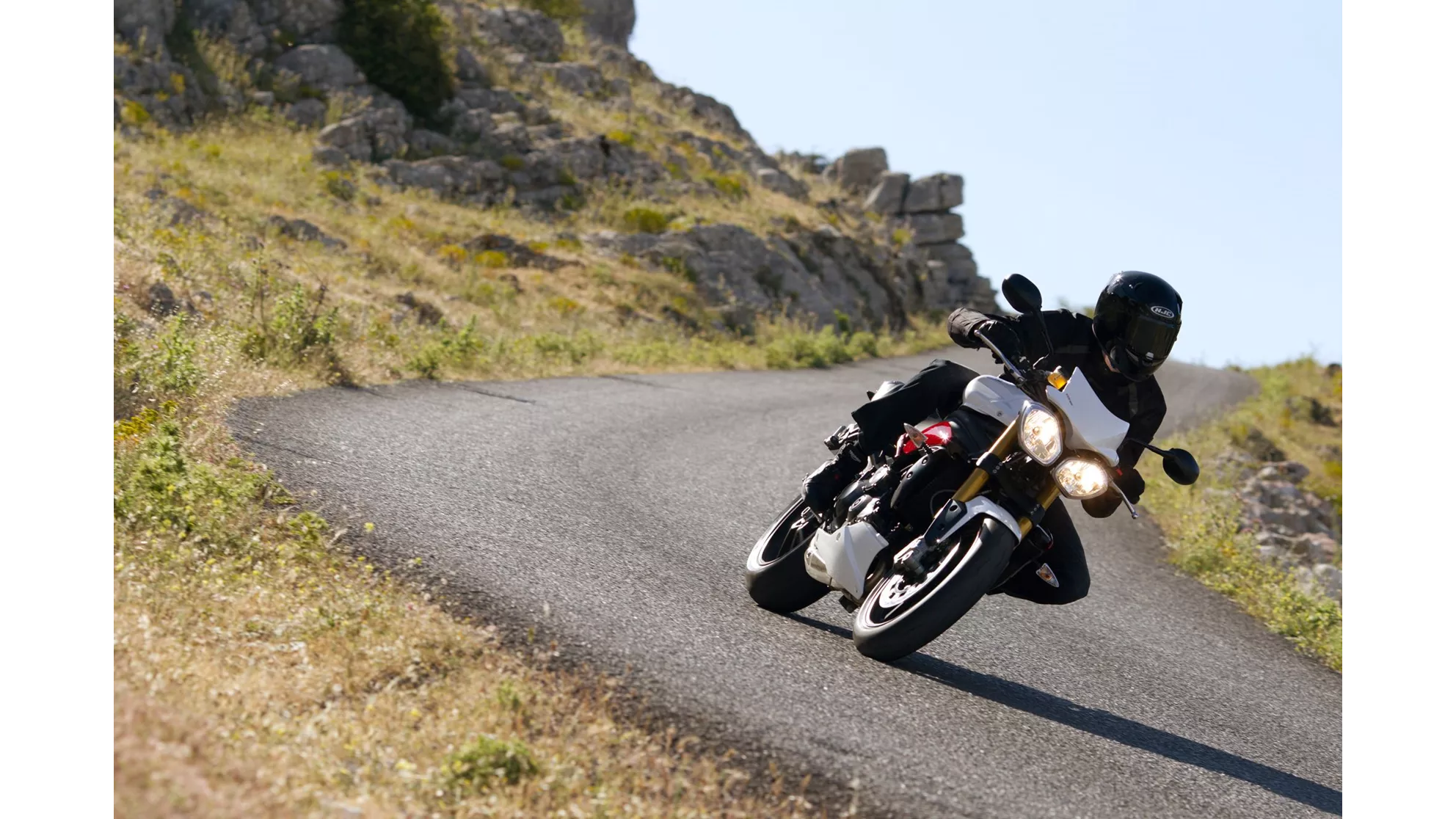 Triumph Speed Triple R - Image 7 Triumph Speed Triple R - Image 7