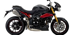 Triumph Speed Triple R 2015 vs Yamaha FZ1 2013