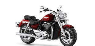 Indian Scout Bobber 2018 vs Triumph Thunderbird Commander 2015