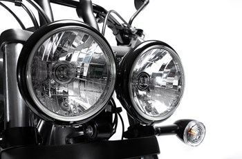 Triumph Thunderbird Nightstorm 2015 - Bild 10