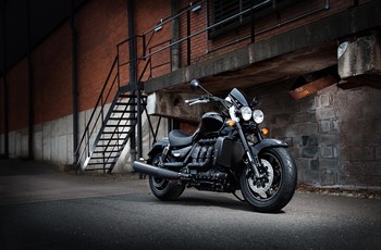 Triumph Rocket X 2015 - Bild 2 Triumph Rocket X 2015 - Bild 2