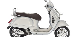 Vespa GTS 300 i.e. Touring 2013 vs Vespa GTS 300 i.e. Touring 2015