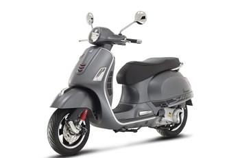 Vespa GTS 125 i.e. Super Sport 2015 - Bild 2 Vespa GTS 125 i.e. Super Sport 2015 - Bild 2