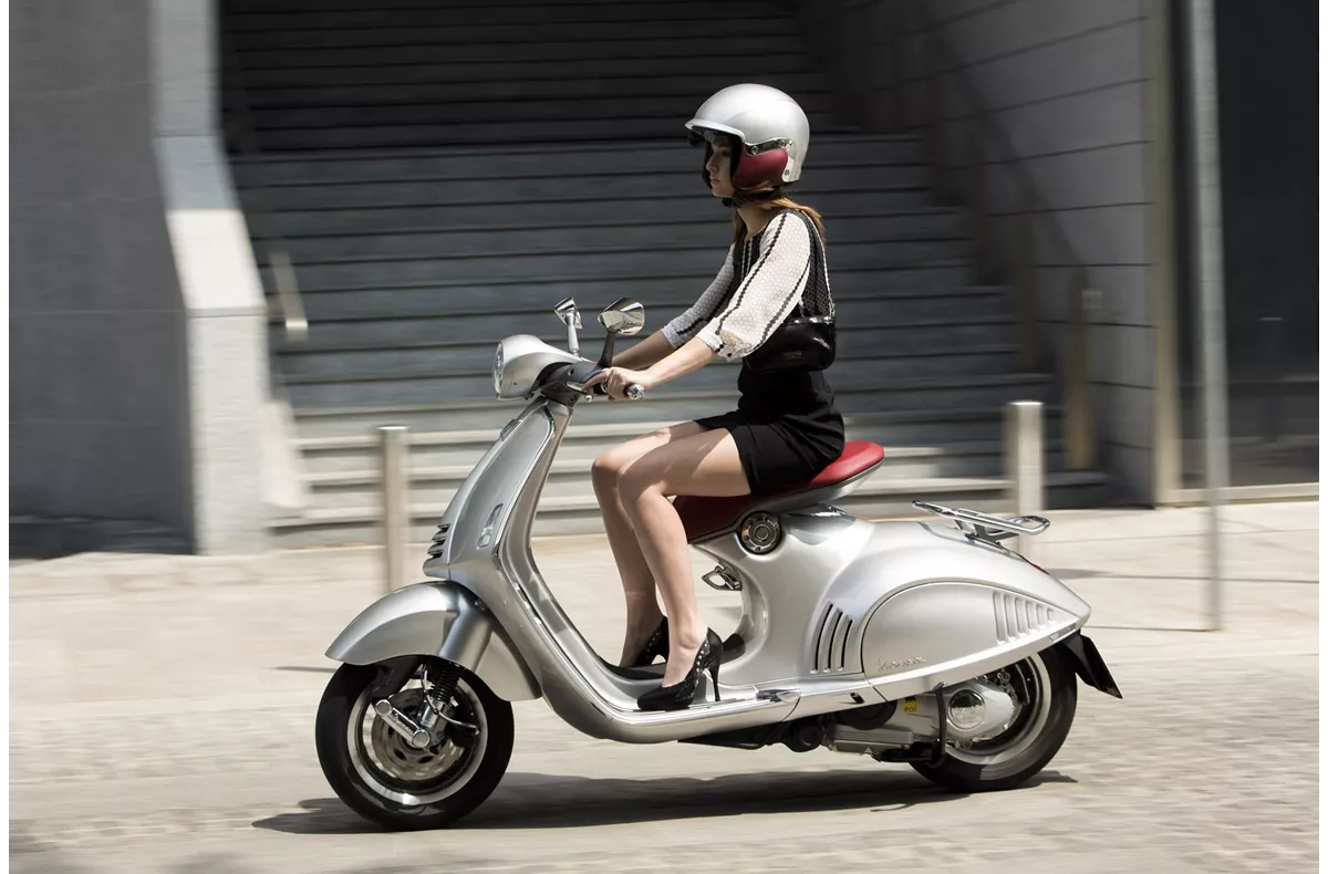 Vespa 946 125 i.e. 3V ABS Vespa 946 125 i.e. 3V ABS