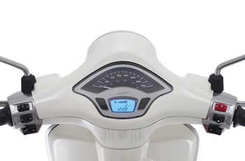 Vespa Primavera 50 2T SC 2015 - Bild 11