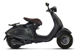 Vespa 946 125ie 3V EMPORIO ARMANI Vespa 946 125ie 3V EMPORIO ARMANI