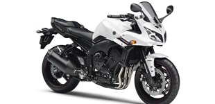 Yamaha MT-09 2016 vs Yamaha FZ1 Fazer 2015