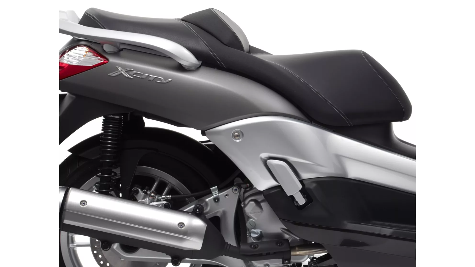 Yamaha X-City 250 - Image 8 Yamaha X-City 250 - Image 8