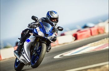Yamaha R125 2015 - Bild 2 Yamaha R125 2015 - Bild 2