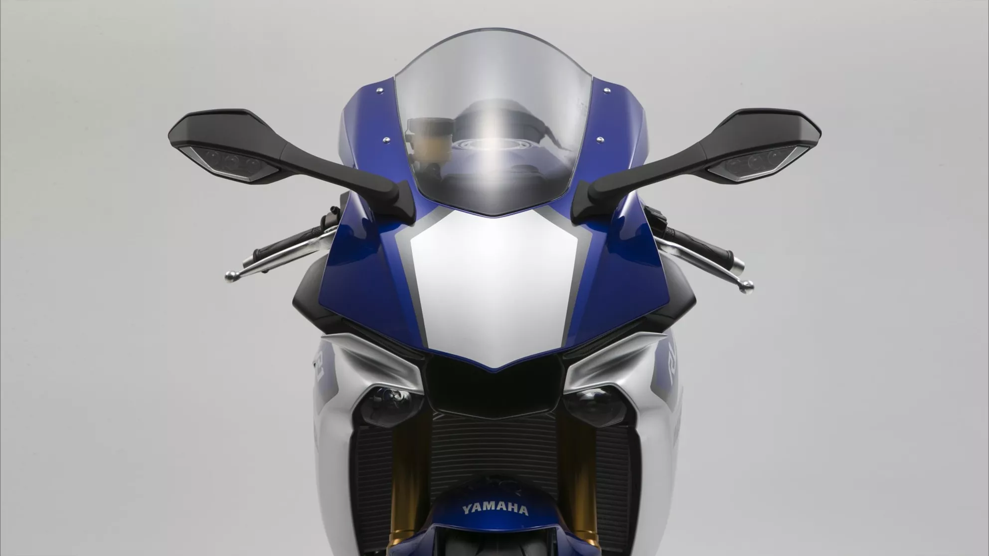 Yamaha R1 - Image 8 Yamaha R1 - Image 8