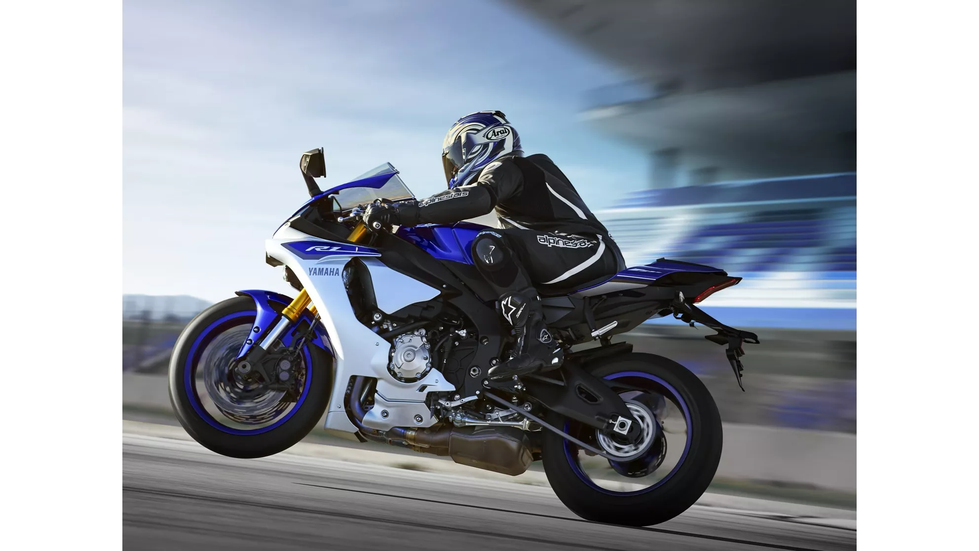 Yamaha R1 - Image 10 Yamaha R1 - Image 10