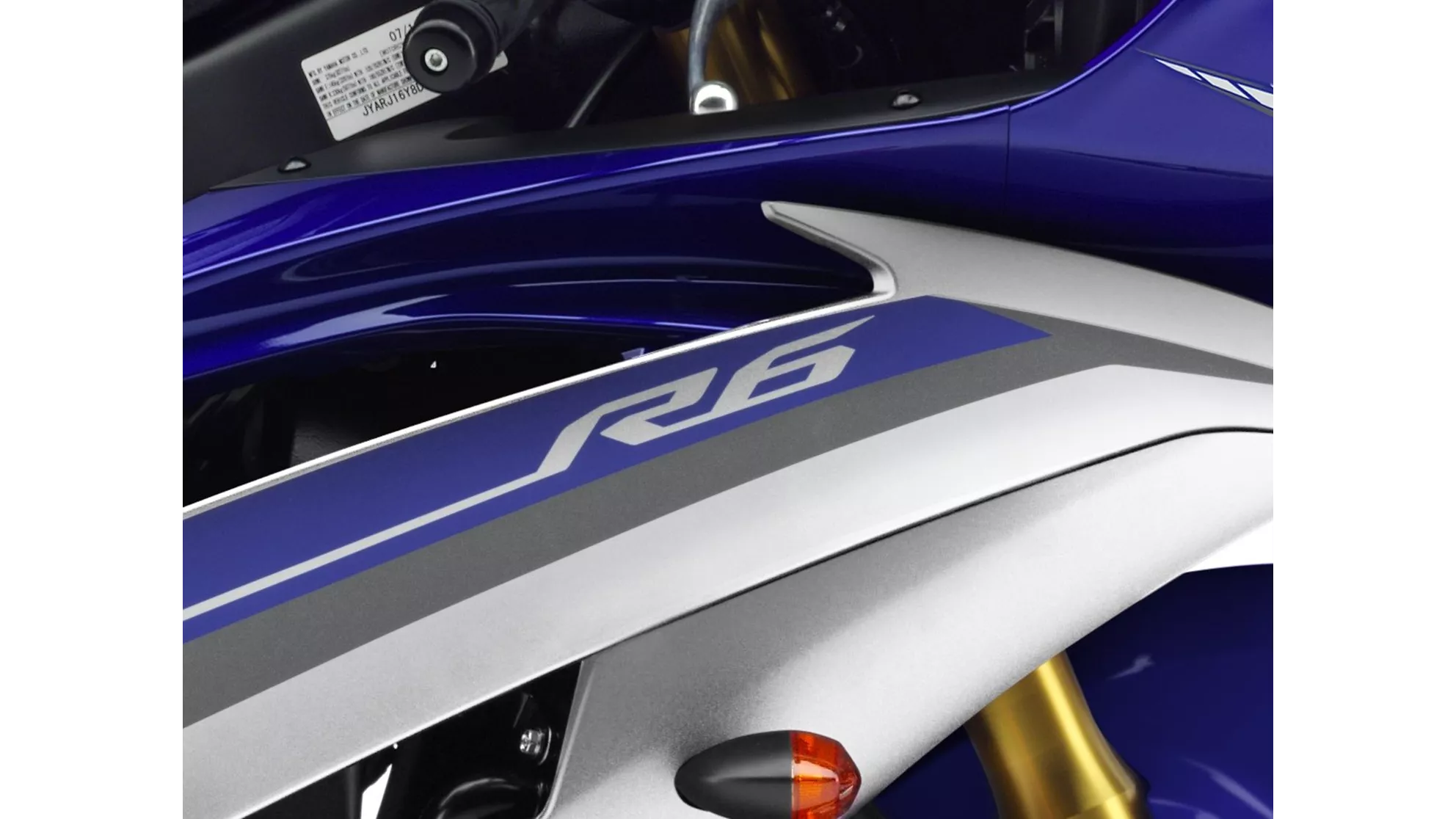 Yamaha YZF-R6 - Image 2 Yamaha YZF-R6 - Image 2