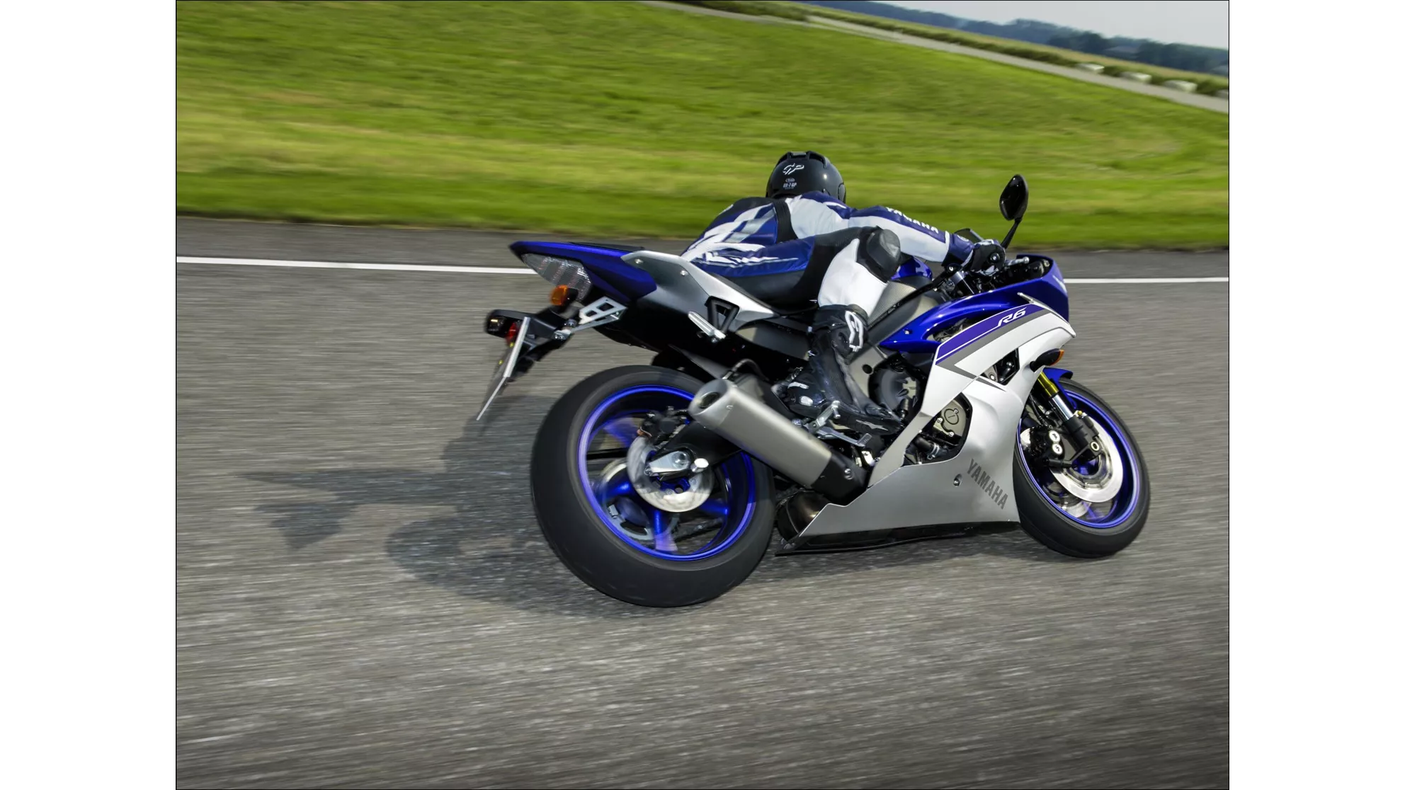 Yamaha YZF-R6 - Image 9 Yamaha YZF-R6 - Image 9