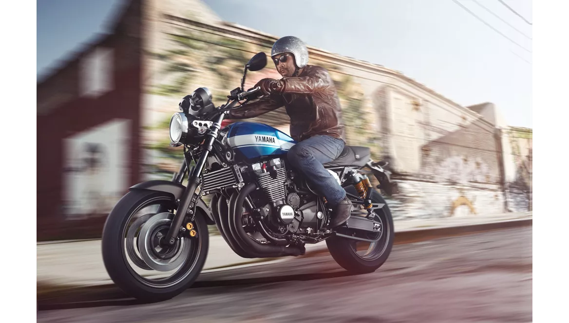 Yamaha XJR 1300 2015