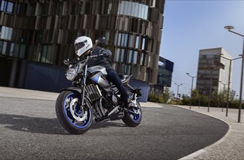 Yamaha XJ6 2015 - Bild 8