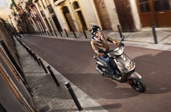 Yamaha NEOs 4Takt 2015 - Bild 2