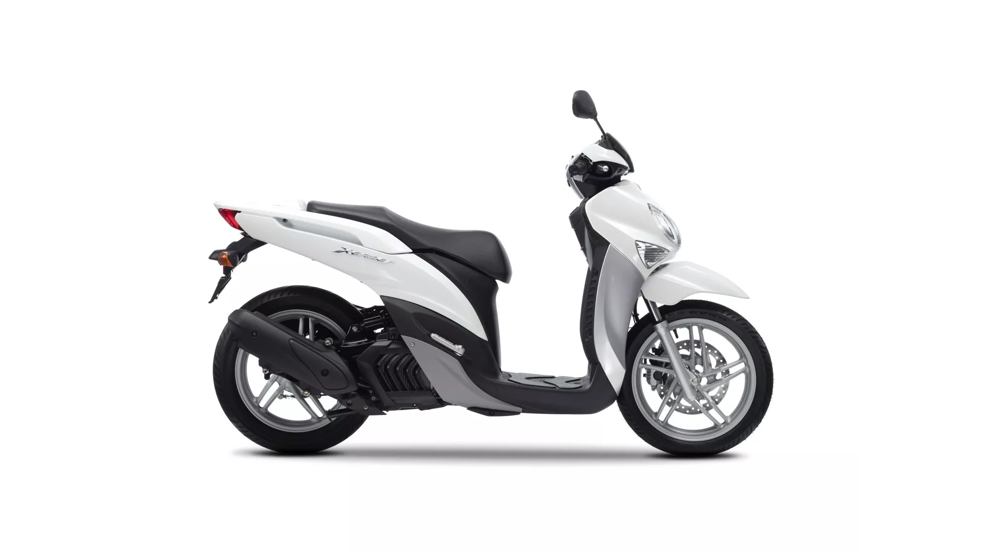 Yamaha Xenter 125 - Image 12 Yamaha Xenter 125 - Image 12